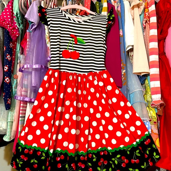 🚨 SOLD Ricrac & Ruffles Cherry Dress - Picture 5 of 6